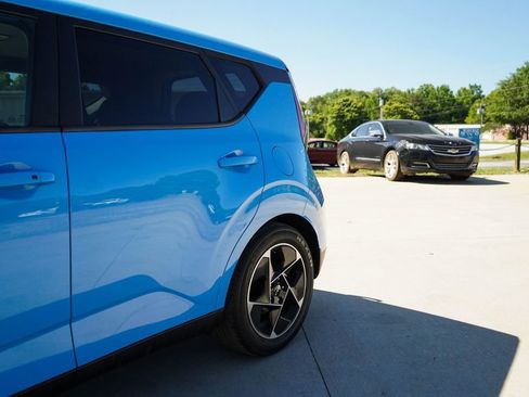 Used 2023 Kia Soul EX FWD image 23