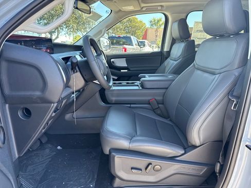 New 2025 Ford Expedition Max Active image 21