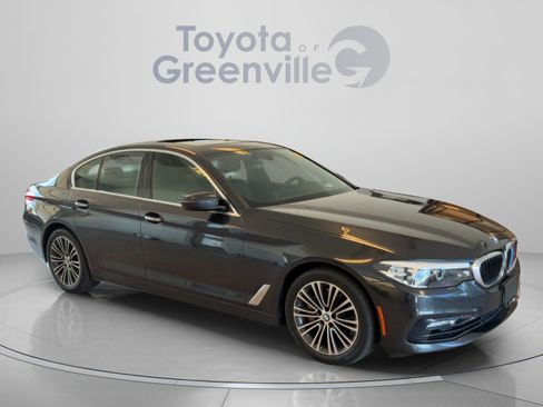 Used 2017 BMW 530i xDrive AWD/4WD image 8