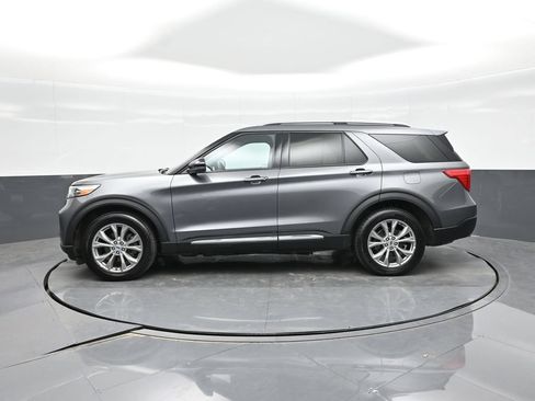Certified 2023 Ford Explorer Limited w/ Equipment Group 301A AWD/4WD image 19