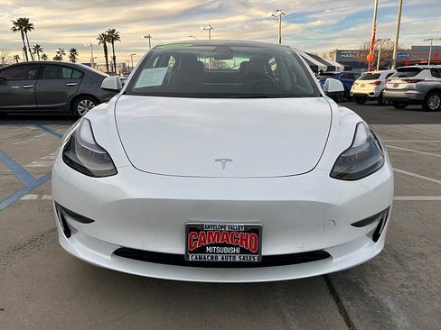 Used 2022 Tesla Model 3 RWD image 2