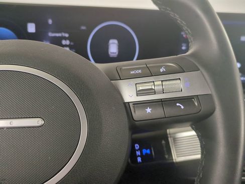 Certified 2025 Hyundai Kona SEL image 32