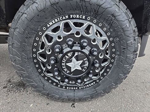 Used 2026 Ford F450 Platinum w/ FX4 Off-Road Package image 40