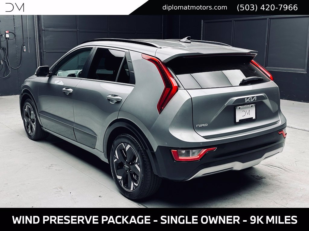 Used 2023 Kia Niro Wind w/ Wind Preserve Package FWD image 4