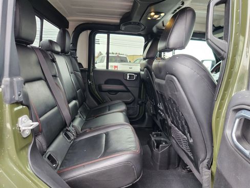 Used 2022 Jeep Gladiator Rubicon w/ LED Lighting Group AWD/4WD image 49