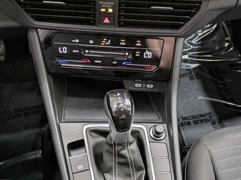 Used 2025 Volkswagen Jetta S FWD image 25