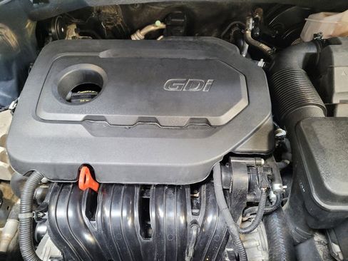 Used 2017 Hyundai Santa Fe Sport image 30