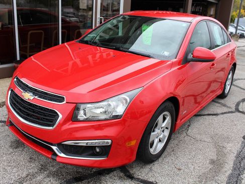 Used 2016 Chevrolet Cruze LT image 1
