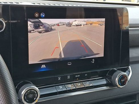 Used 2025 Chevrolet Colorado W/T w/ Advanced Trailering Package image 18