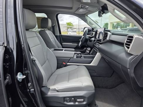 Used 2024 Toyota Tundra Limited RWD image 29
