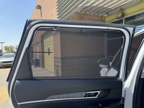 Used 2023 Kia Telluride EX w/ EX Captain's Chair Package image 38