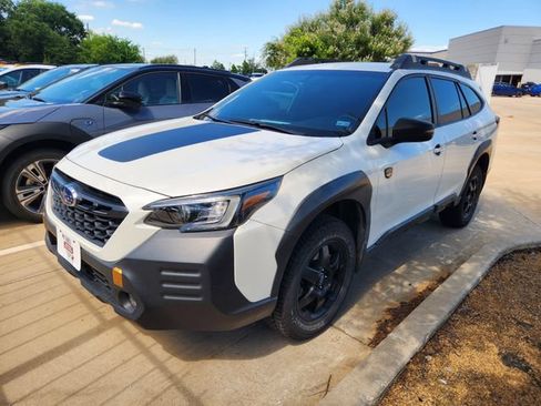 Used 2022 Subaru Outback Wilderness w/ Wilderness Package AWD/4WD image 2