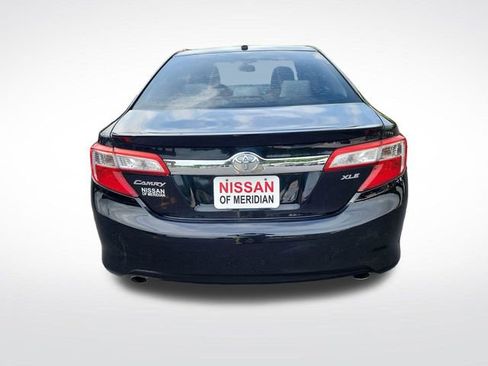 Used 2014 Toyota Camry XLE FWD image 4