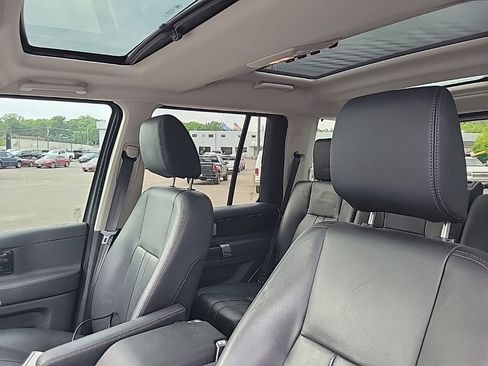Used 2016 Land Rover LR4 HSE AWD/4WD image 35