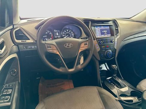 Used 2017 Hyundai Santa Fe Sport FWD image 20
