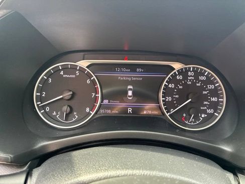 Used 2021 Nissan Sentra SR FWD image 27