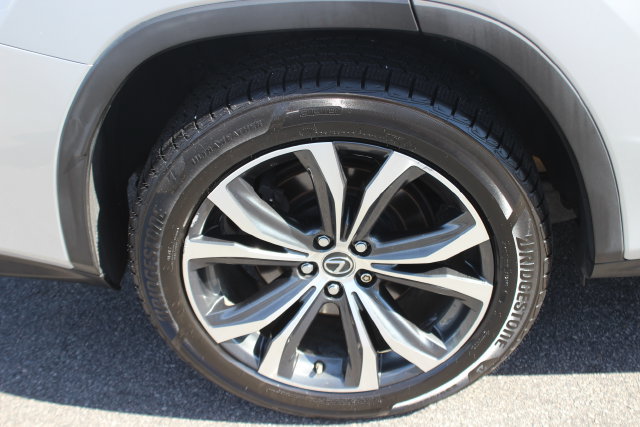 Used 2019 Lexus RX 350L AWD image 39