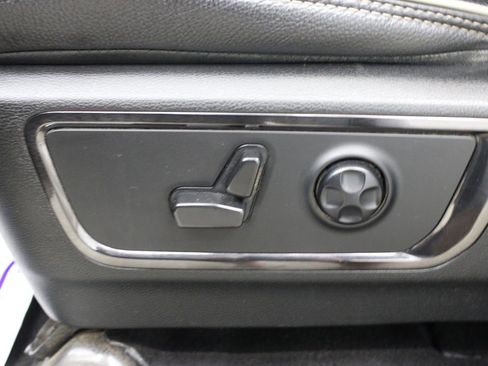 Used 2024 RAM 1500 Limited AWD/4WD image 21