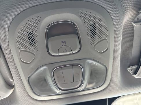 Used 2018 FIAT 500X Pop image 22