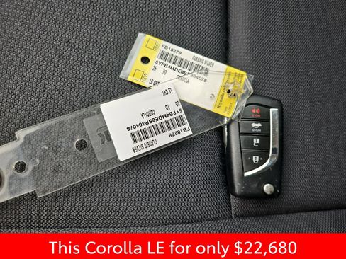 Used 2025 Toyota Corolla LE FWD image 39