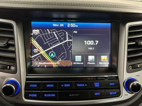 Used 2017 Hyundai Tucson SE Plus image 11