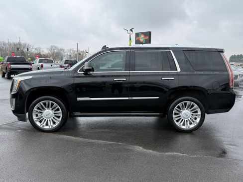 Used 2018 Cadillac Escalade Platinum image 5