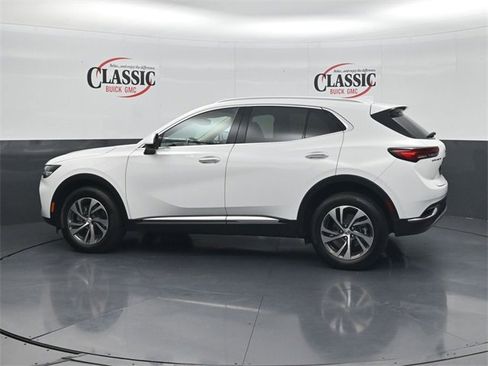 Used 2022 Buick Envision Essence w/ Safety Package image 2