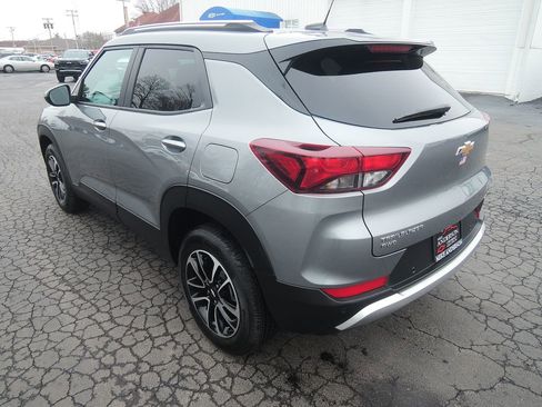 Used 2026 Chevrolet TrailBlazer LT w/ Convenience Package image 8