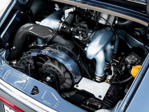 Used 1991 Porsche 911 Carrera image 96