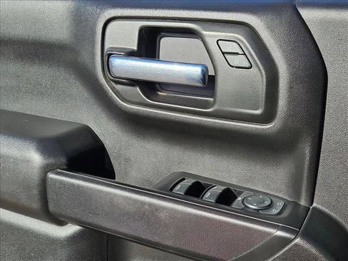 Used 2019 Chevrolet Silverado 1500 Custom Trail Boss w/ Custom Convenience Package AWD/4WD image 19