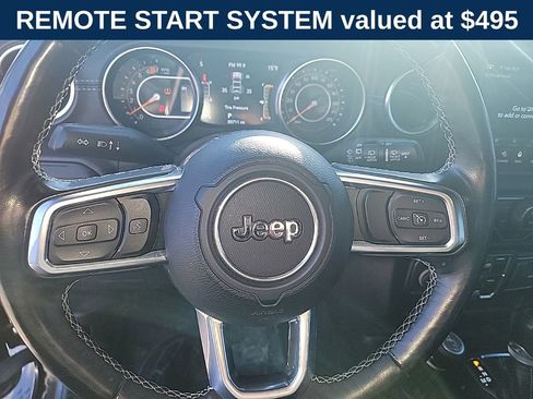 Used 2019 Jeep Wrangler Unlimited Sahara image 15