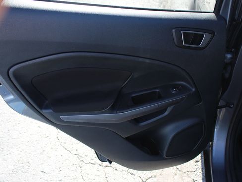Used 2021 Ford EcoSport SE image 14