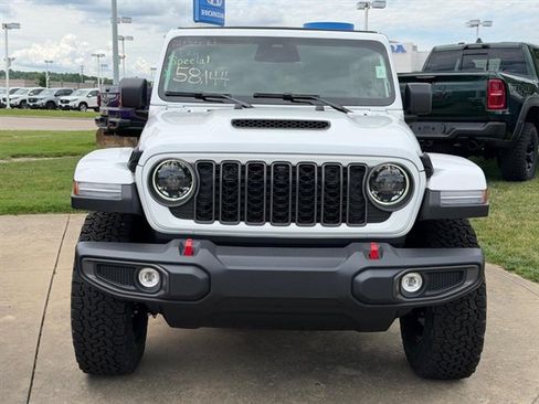 New 2026 Jeep Wrangler Unlimited Rubicon AWD/4WD image 2