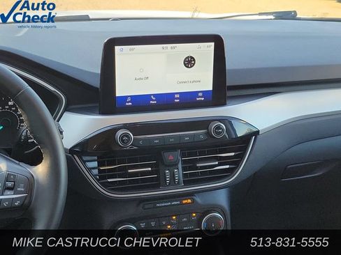 Used 2022 Ford Escape SE w/ SE Sport Appearance Package FWD image 13