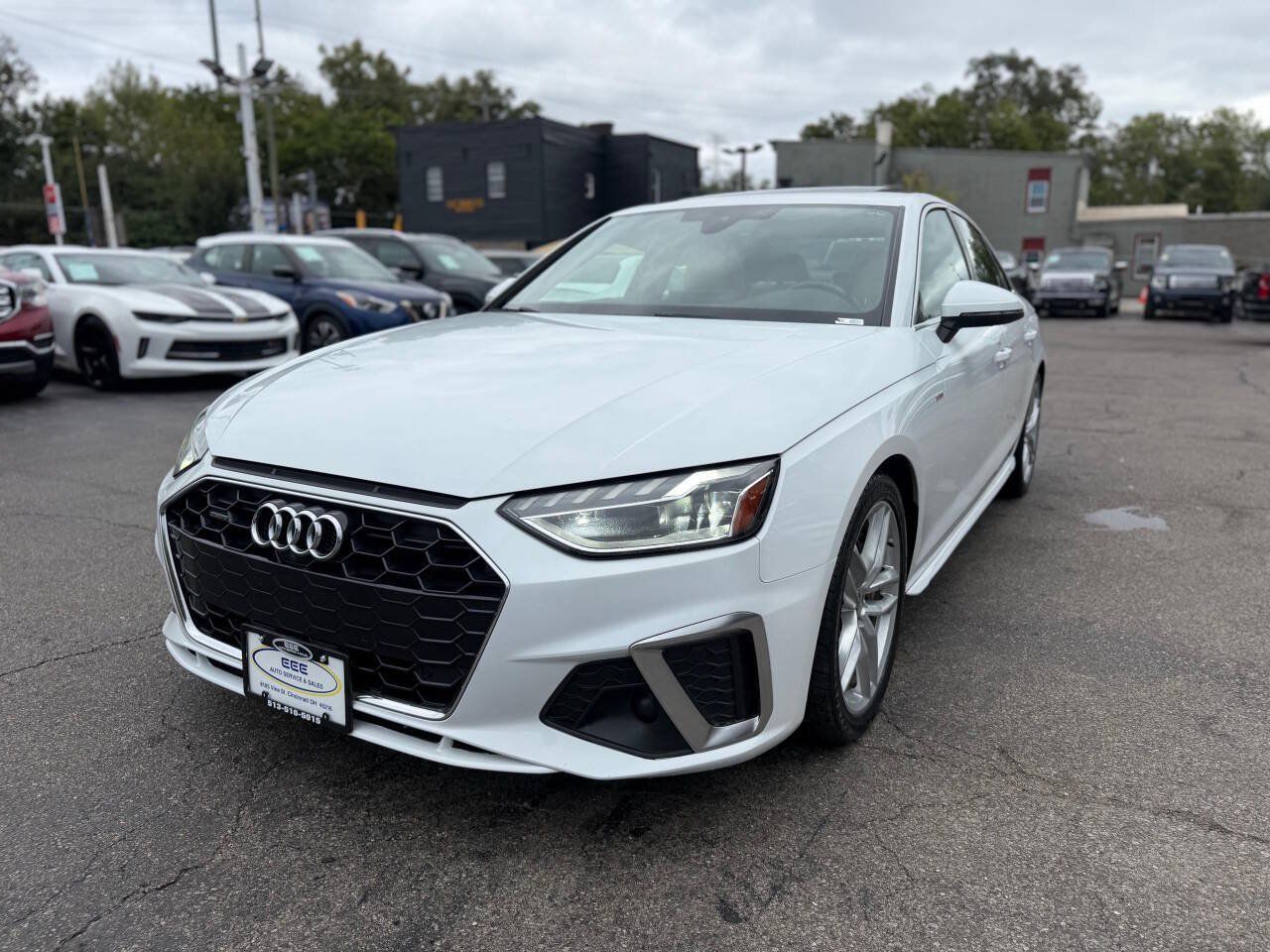 Used 2022 Audi A4 2.0T Premium Plus AWD/4WD image 4