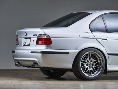 Used 2003 BMW M5 RWD image 17