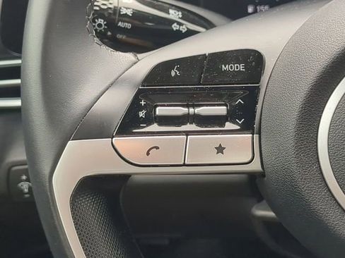 Used 2024 Hyundai Elantra SEL w/ Convenience Package image 25