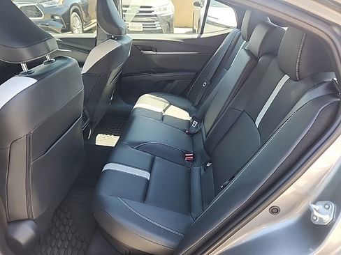 Used 2026 Toyota Camry SE FWD image 11