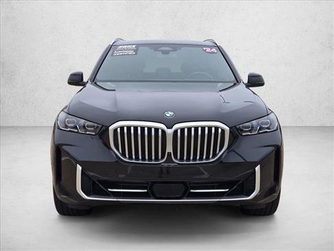 Used 2024 BMW X5 sDrive40i w/ Premium Package RWD image 2