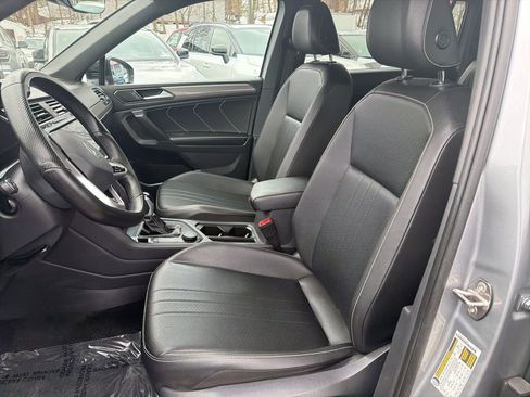 Used 2023 Volkswagen Tiguan SE R-Line image 24