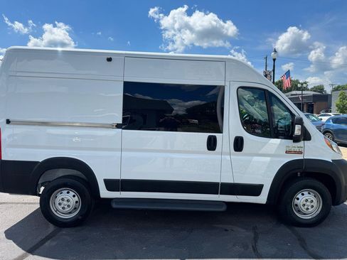 Used 2022 RAM ProMaster 1500 FWD image 5