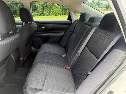 Used 2018 Nissan Altima 2.5 SV FWD image 13