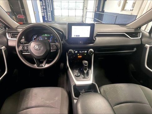 Certified 2025 Toyota RAV4 XLE AWD/4WD image 22