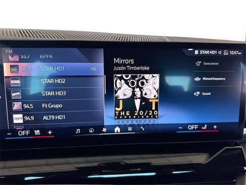 Used 2025 BMW 530i xDrive w/ Premium Package image 21