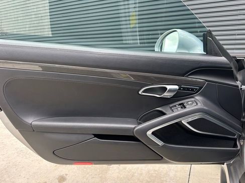 Certified 2019 Porsche 911 Turbo AWD/4WD image 17