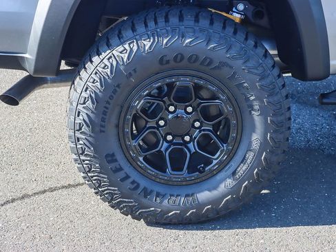Used 2026 Chevrolet Colorado ZR2 w/ ZR2 Bison Edition image 10