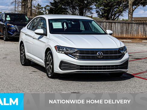 Used 2024 Volkswagen Jetta S image 4