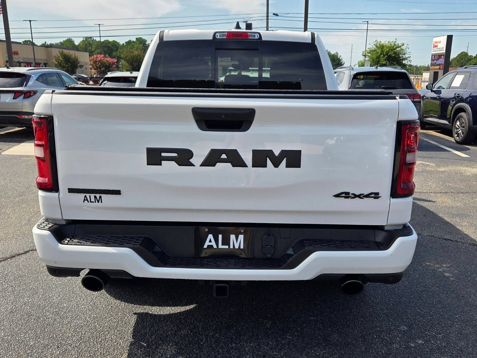 Used 2025 RAM 1500 Big Horn AWD/4WD image 10
