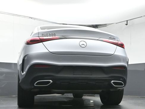 Used 2024 Mercedes-Benz GLC 300 4MATIC image 38