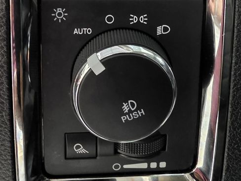 Used 2017 RAM 1500 Sport image 39